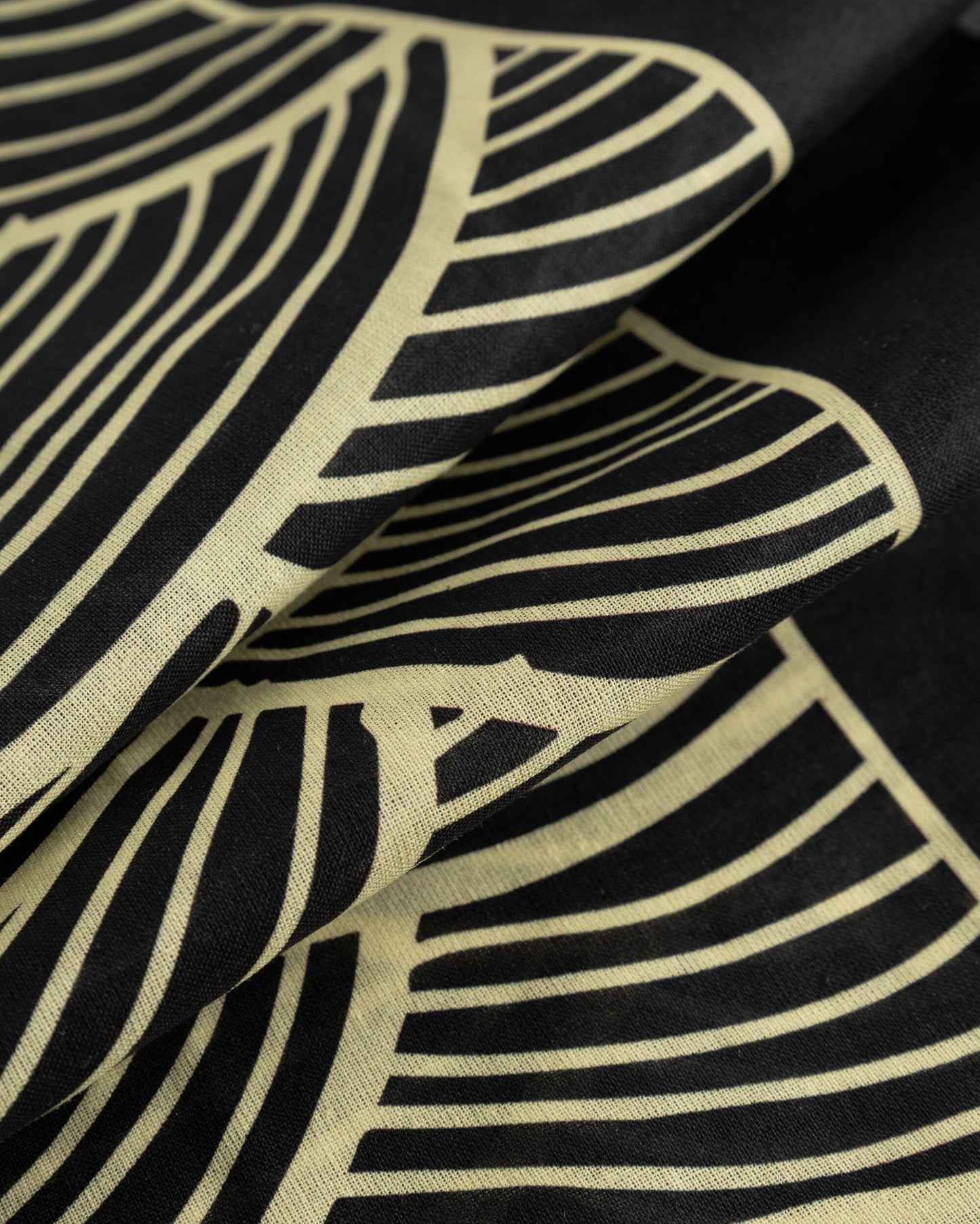 Cudo Noodle Scarf