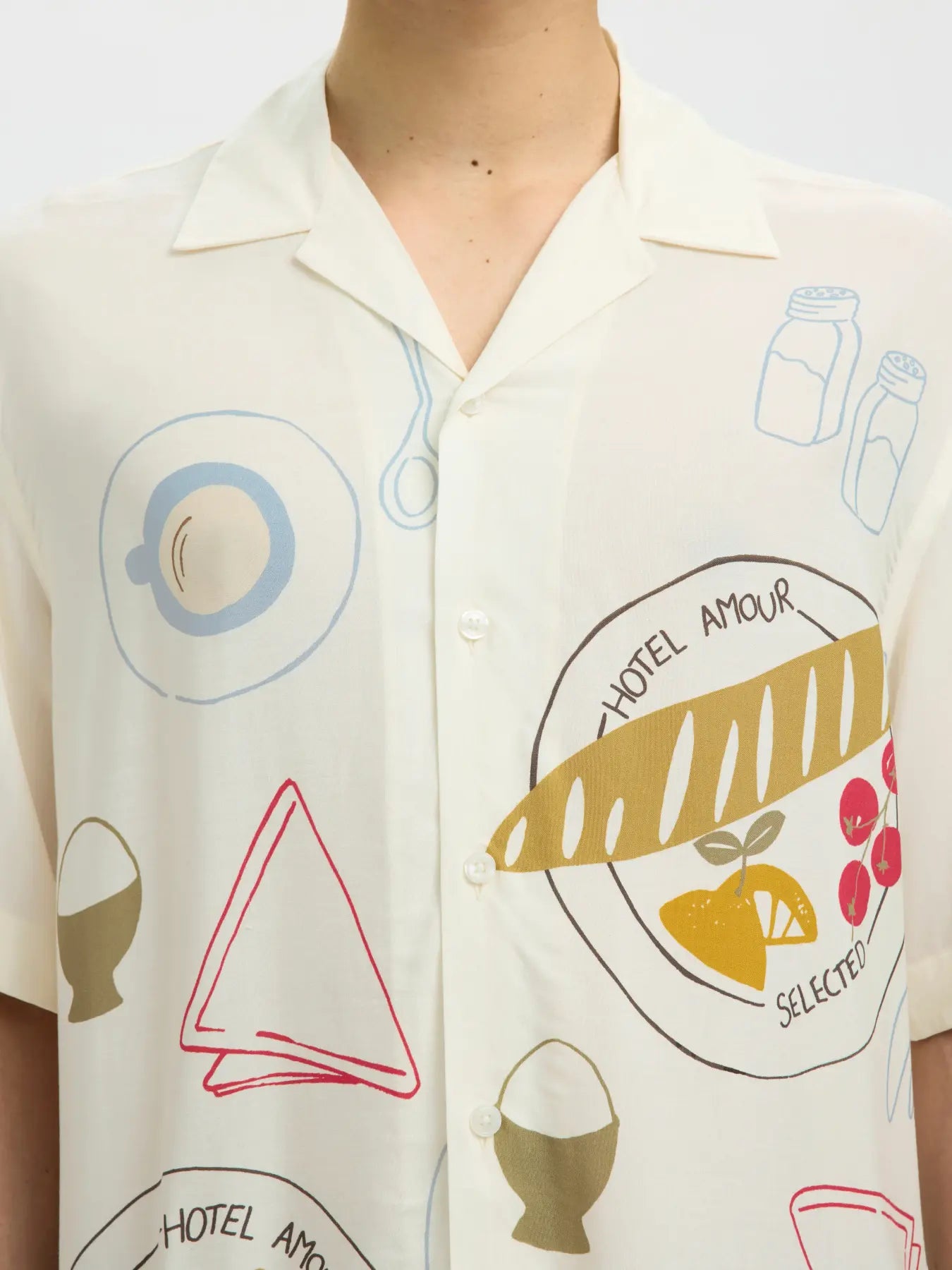 Relaxed Hotel Amour Print SS Shirt