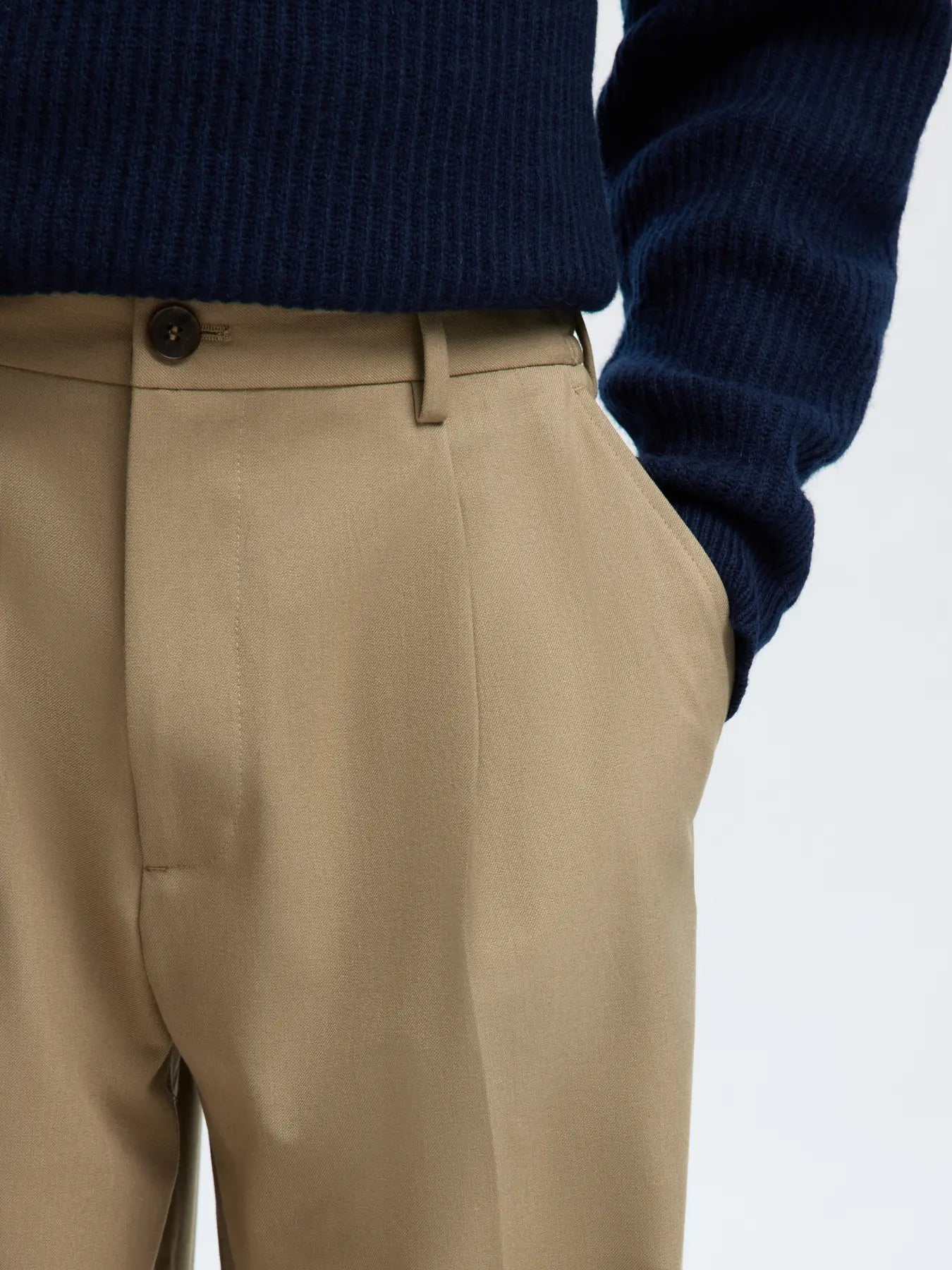 220 Loose Finn Flex Pants