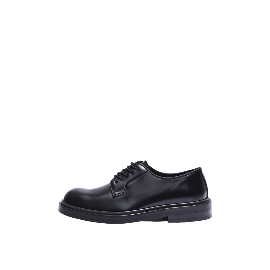 Carter Leather Blucher Shoe