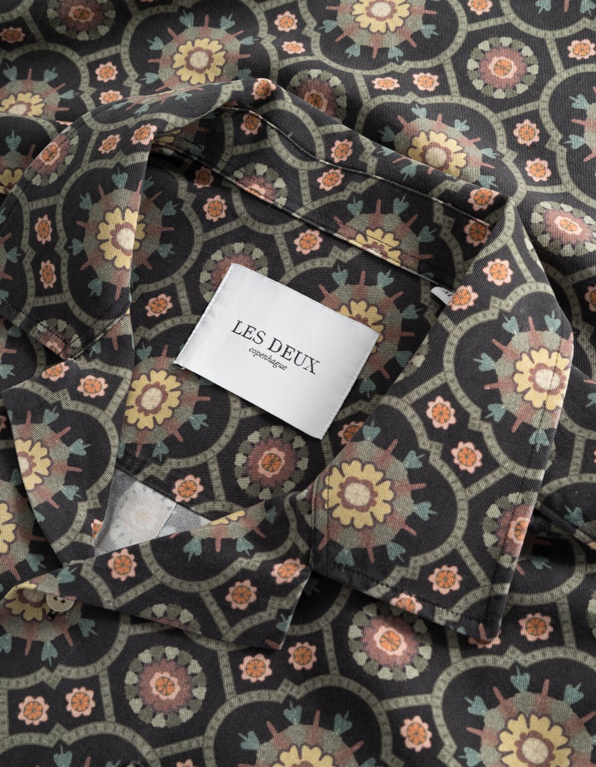 Tapestry SS Shirt